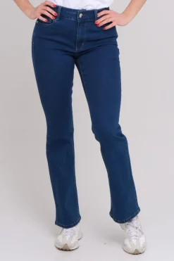 Siri bootleg jeans