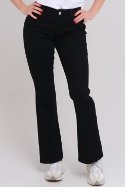Siri bootleg jeans